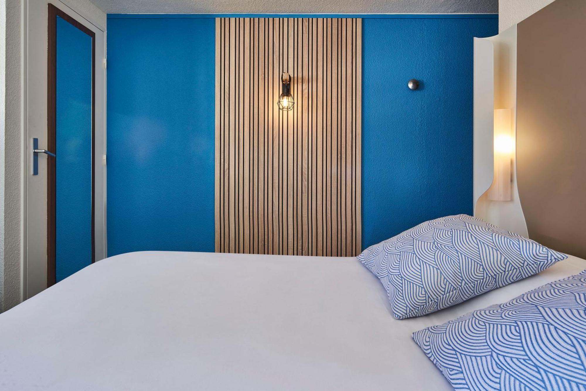 The Originals City Hotel La Verriere-Yvelines Экстерьер фото