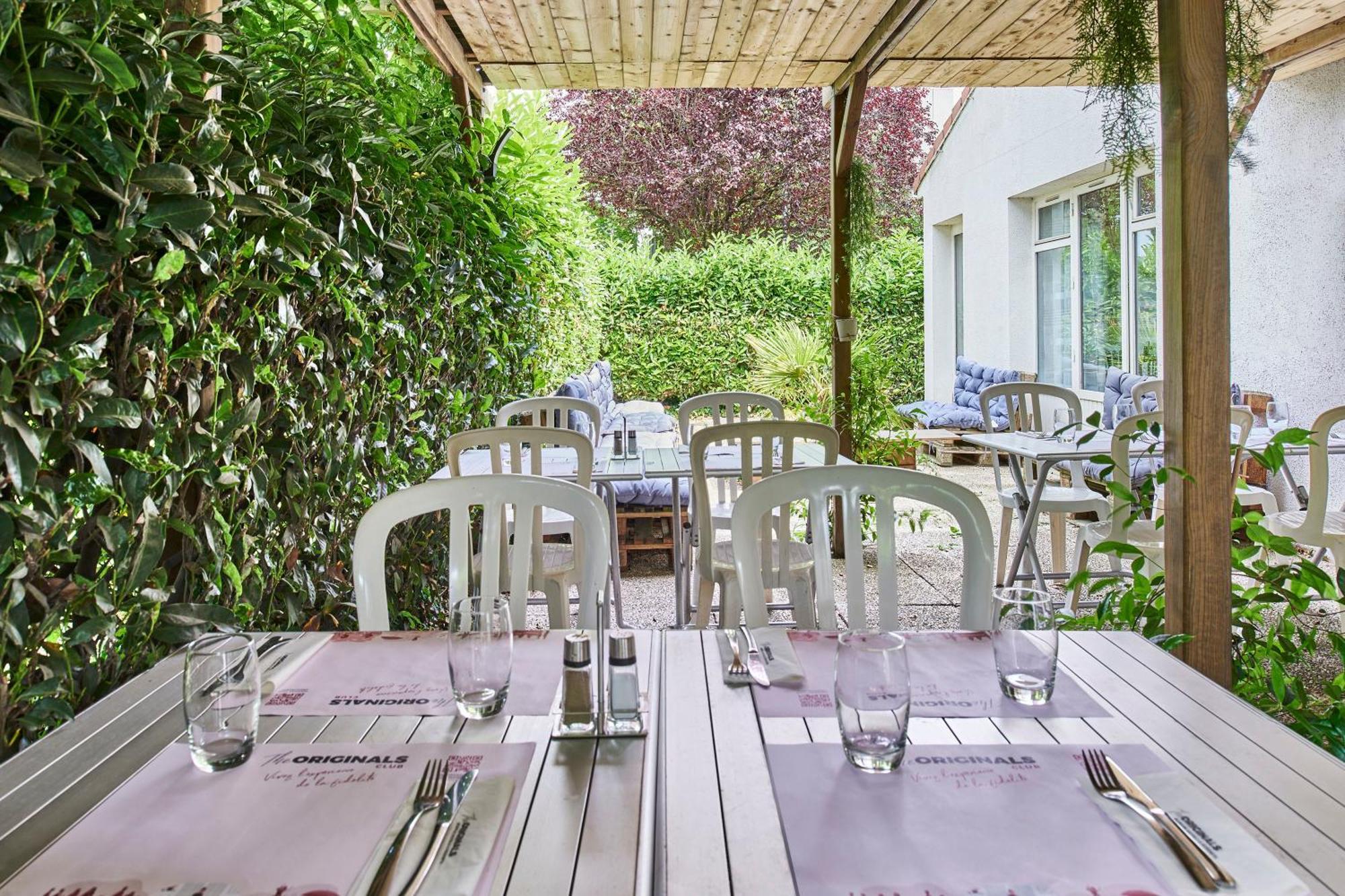 The Originals City Hotel La Verriere-Yvelines Экстерьер фото